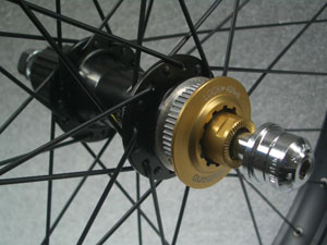 HUB SHIMANO シマノ